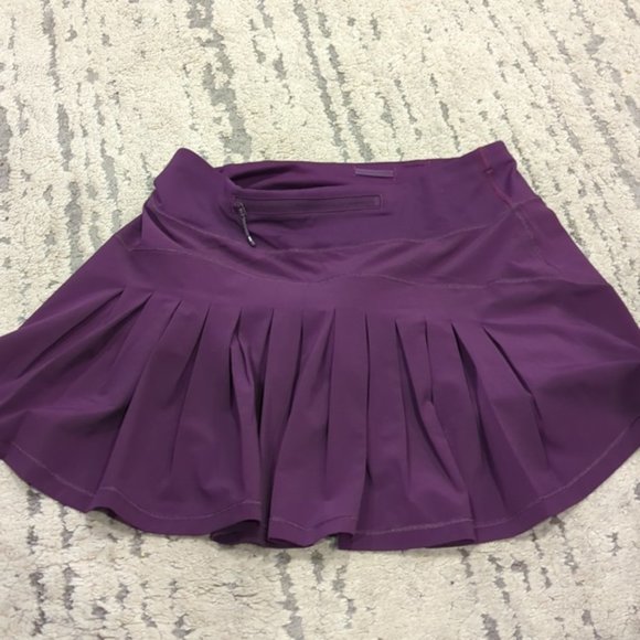 Lululemon Circuit Breaker Skirt (Tall)Darkest Magenta - Picture 12 of 13